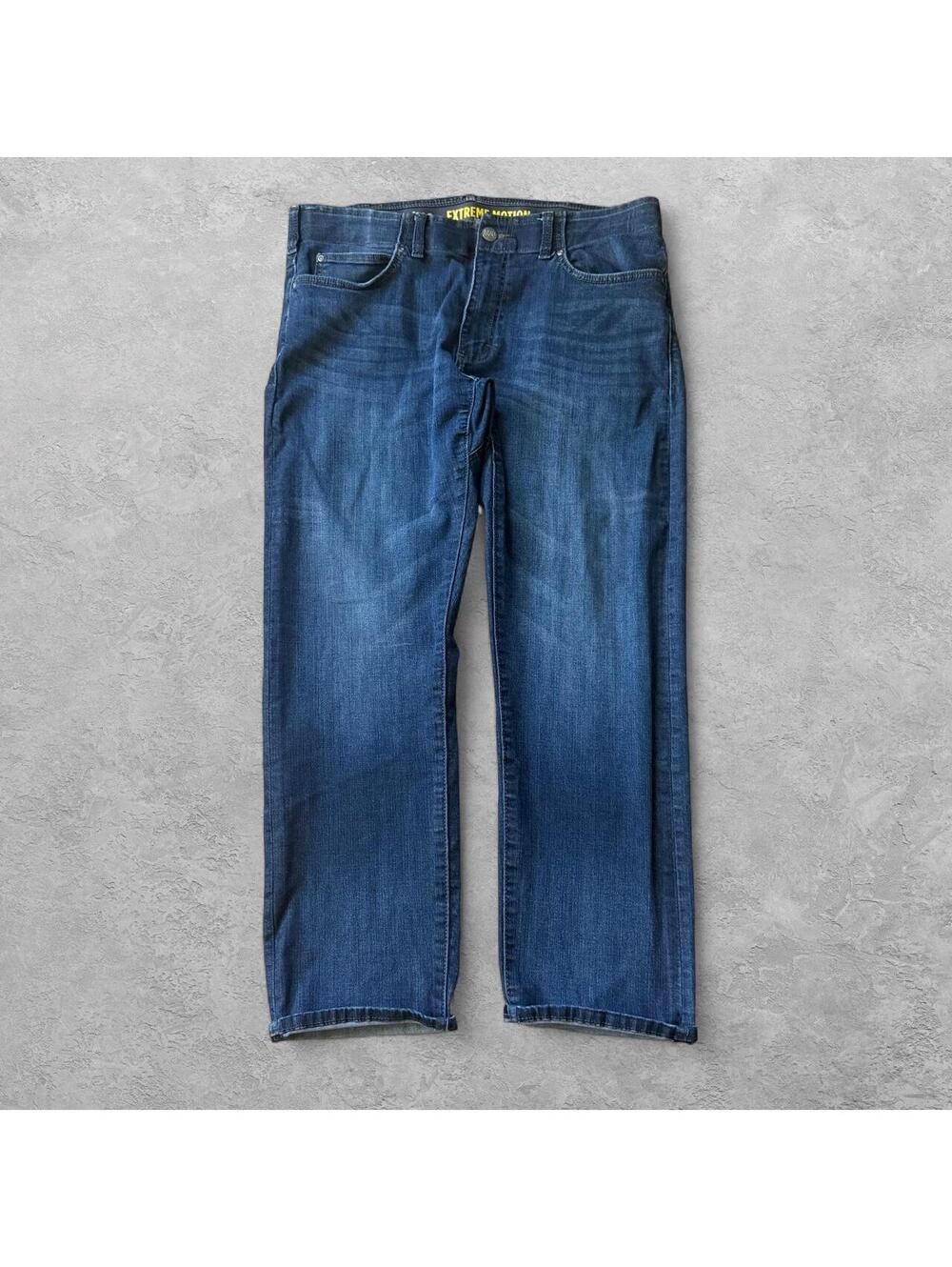 Lee Extreme Motion Slim Fit Straight Leg Jeans